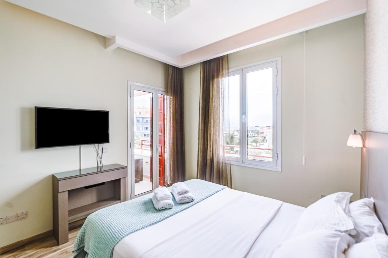 Limassol Marina Nereids D22 By Ezoria Villas Ngoại thất bức ảnh